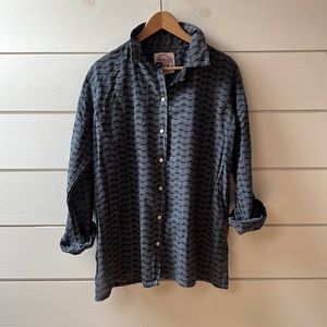 Aunt Oti button down shirt in grey. Size 2 (m-xl).